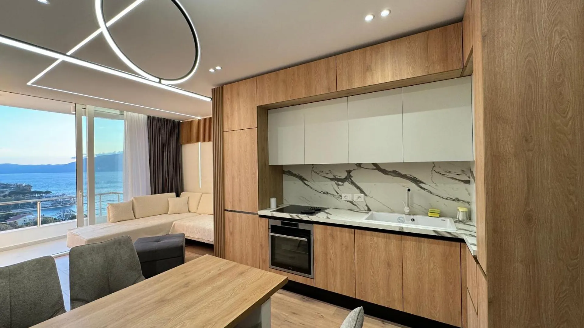 Sea Scape Apartment 3 Vlore Albania